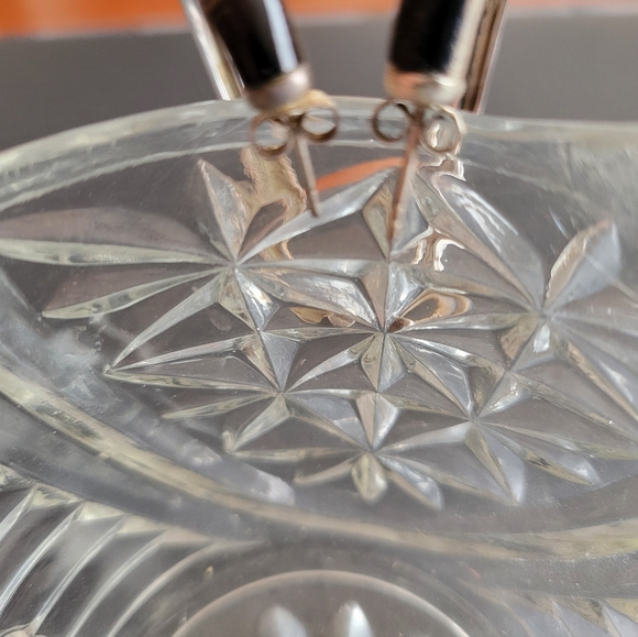 Vintage Onyx and Marcasite Sterling Silver Hoop Earrings - Picture 4 of 5